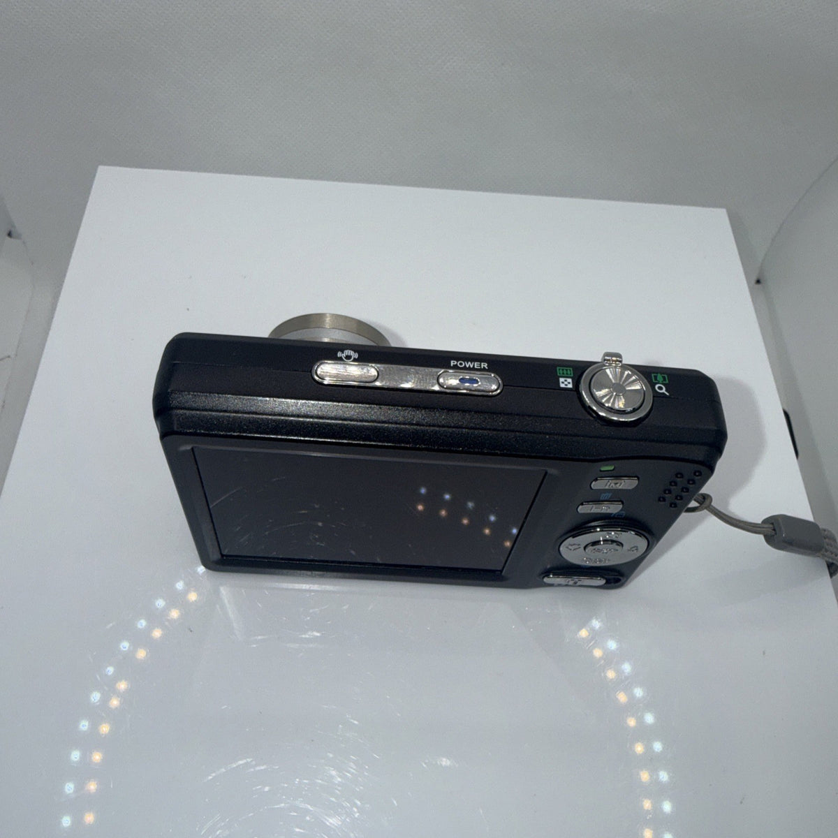 Praktica Luxmedia 10-03 10MP Digital Camera Boxed Tested + Charger Battery 1GB