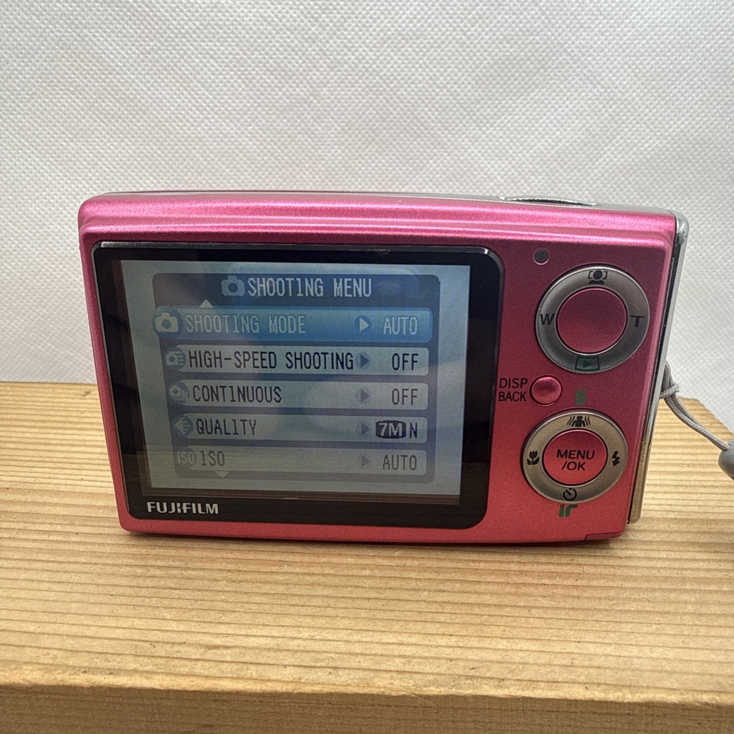 Fujifilm FinePix Z10fd 7.2MP Pink Digital Camera Tested + Charger Battery 4GB SD