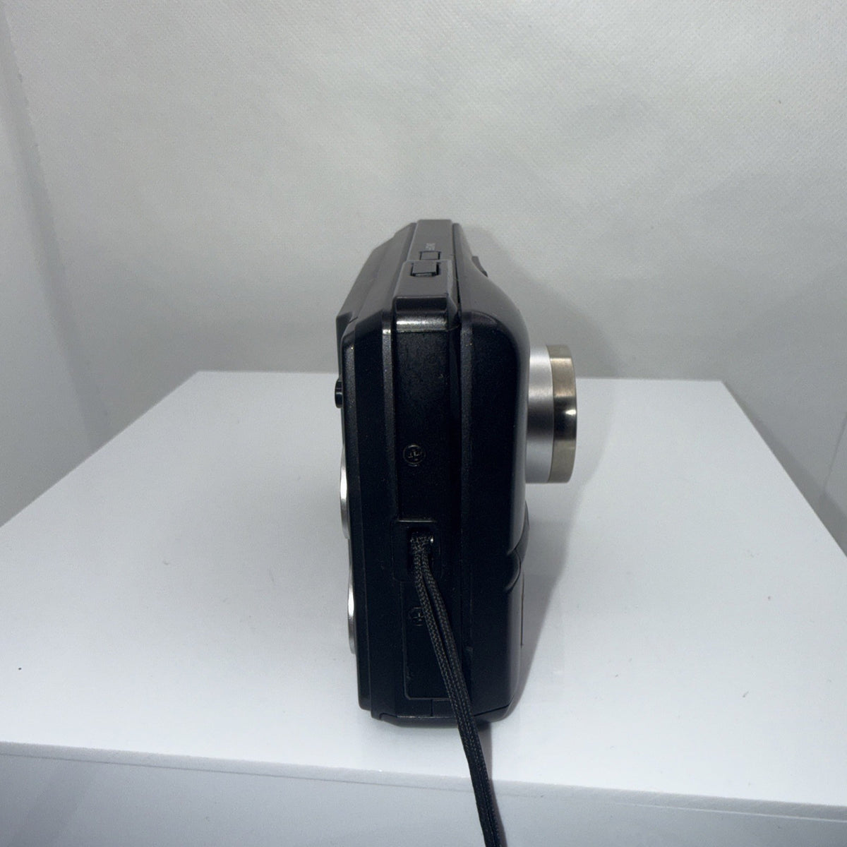 Rollei 230 12mp Digital Camera Tested *Some Dead Screen Pixels* Full Kit