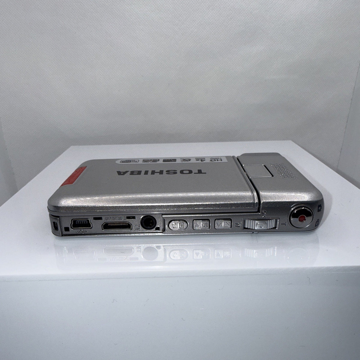 Toshiba Camileo S20 Compact HD Video Camcorder Tested Full Working Set 4GB Case
