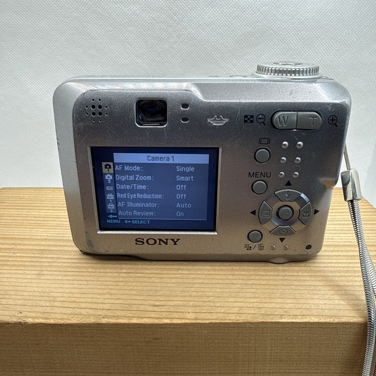 Sony Digital Camera Cybershot DSC-S80 4.1MP Tested + Memory Card & Card Reader