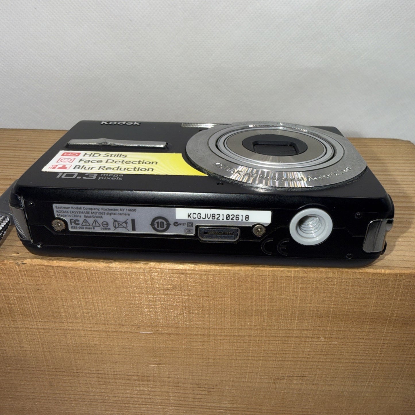 Kodak EasyShare MD1063 10.3MP Digital Camera Tested + Charger Battery 4GB SD