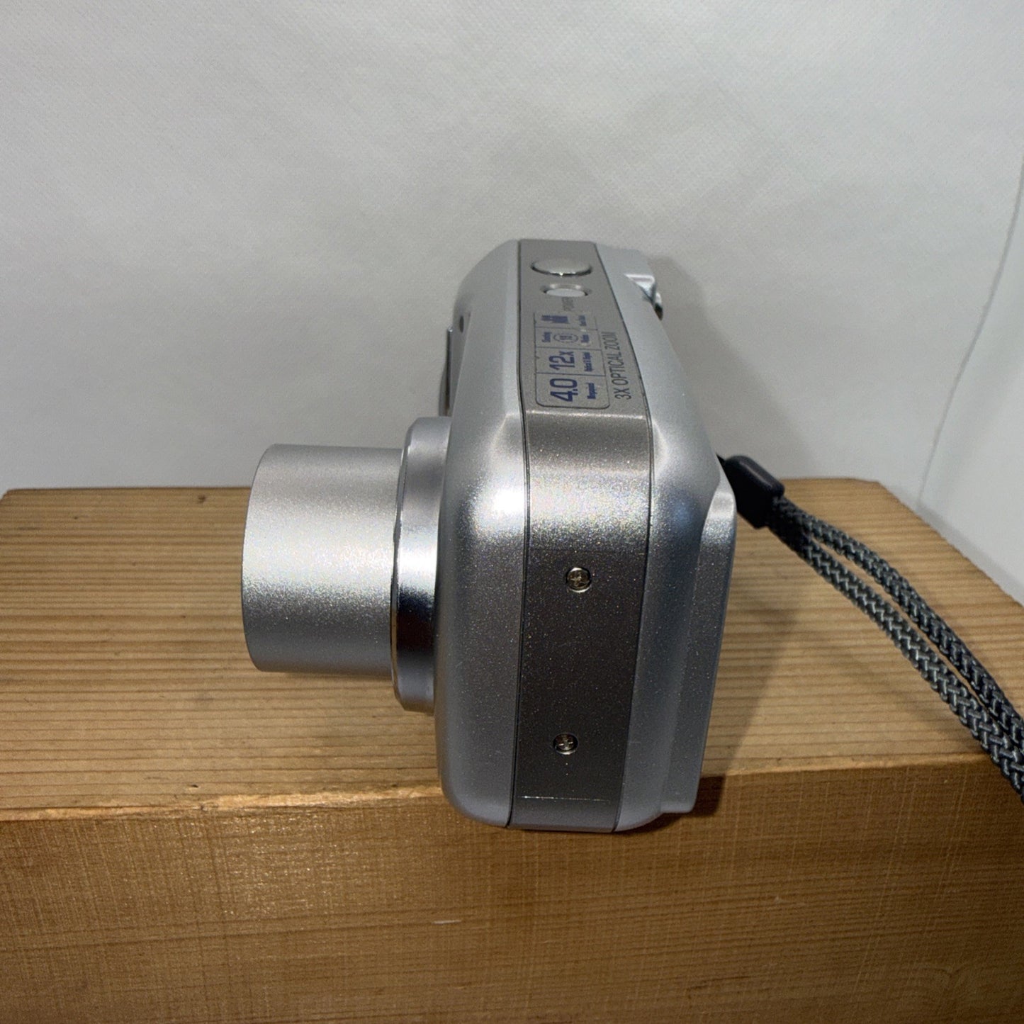 Olympus Camedia C-480 Zoom 4MP Digital Camera Working + XD Card & Reader VGC
