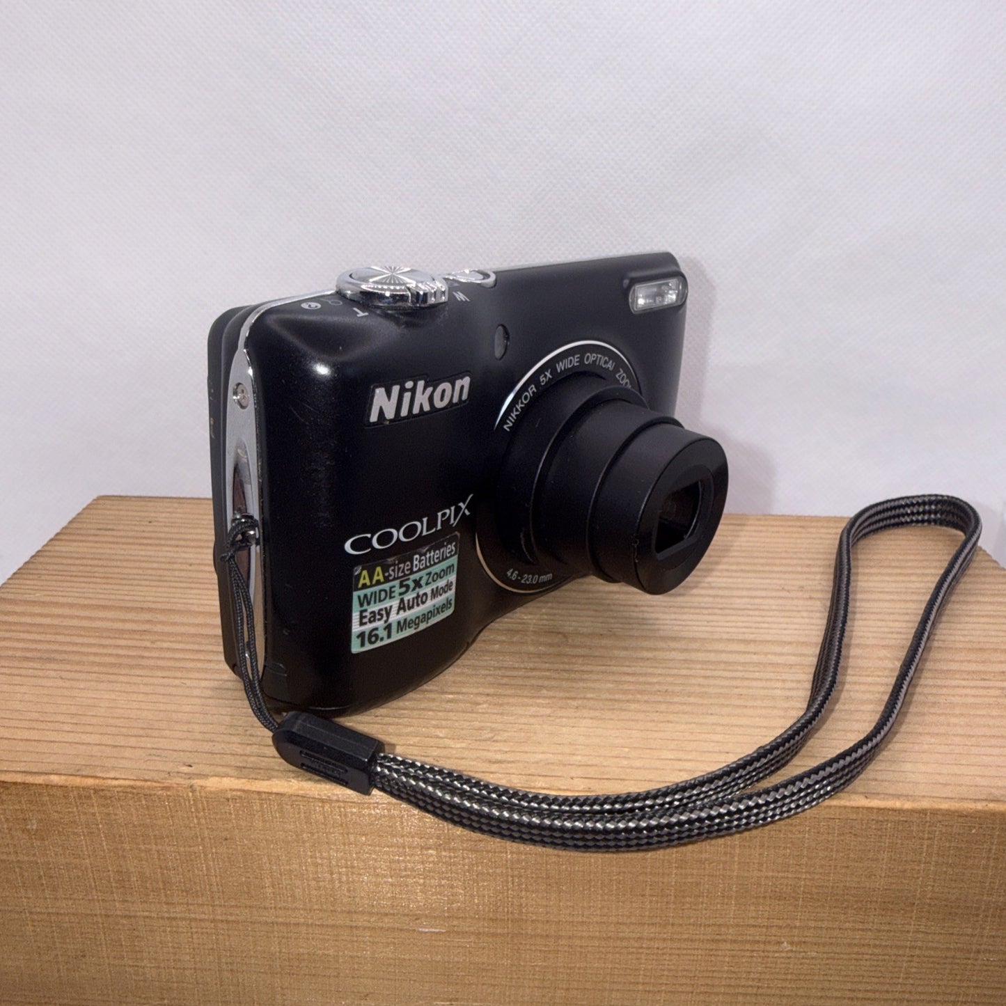 Nikon COOLPIX L26 16.1 MP Digital Camera Boxed Tested + 4GB SD Card VGC