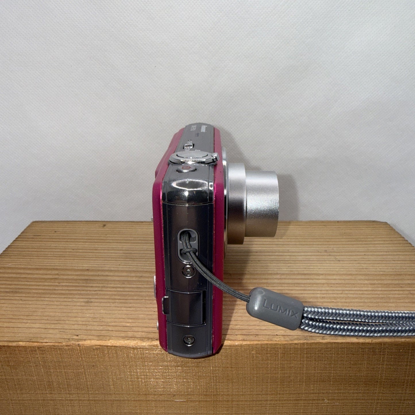 Panasonic Lumix DMC-FS10 Pink 12MP Digital Camera Tested + Charger Battery 4GB
