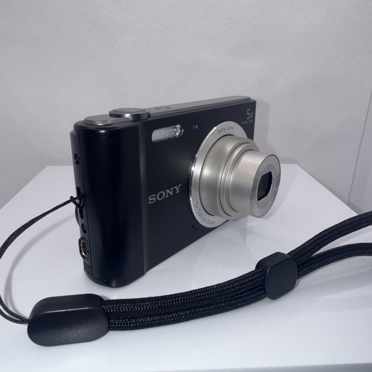 Sony Cybershot DSC-W800 20.1MP Digital Camera Tested + Charger Battery 4GB SD