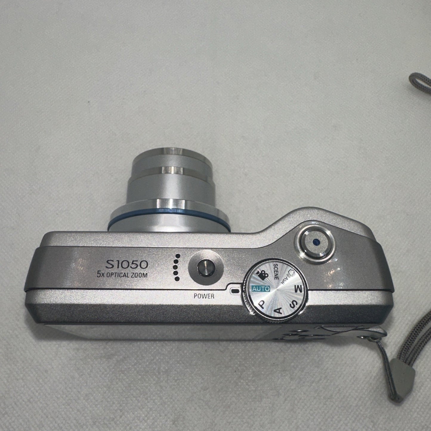 Samsung S1050 Digital Camera 10.1MP 5x Optical Zoom + Batteries 8GB SD And Case5