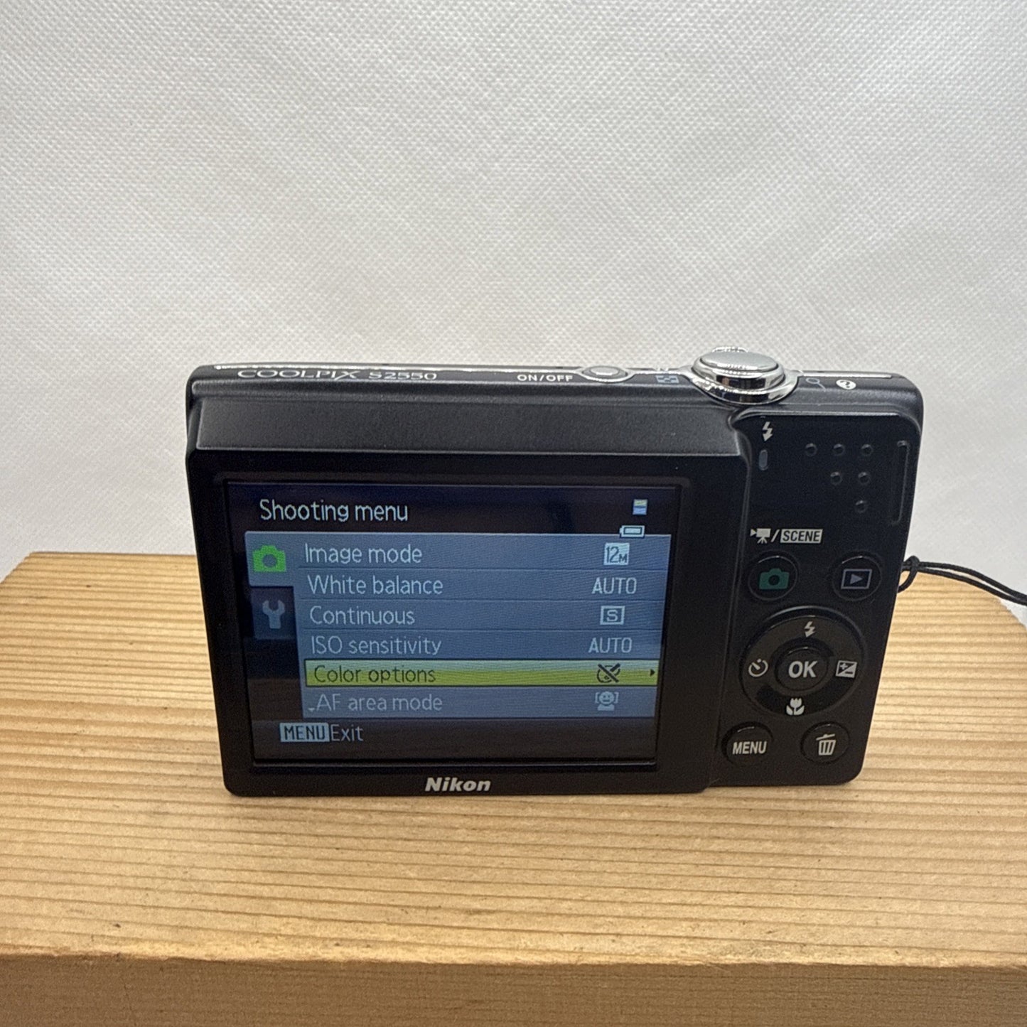 Nikon Coolpix S2550 Digital Camera 12MP Tested + Charger Battery 4GB SD Card
