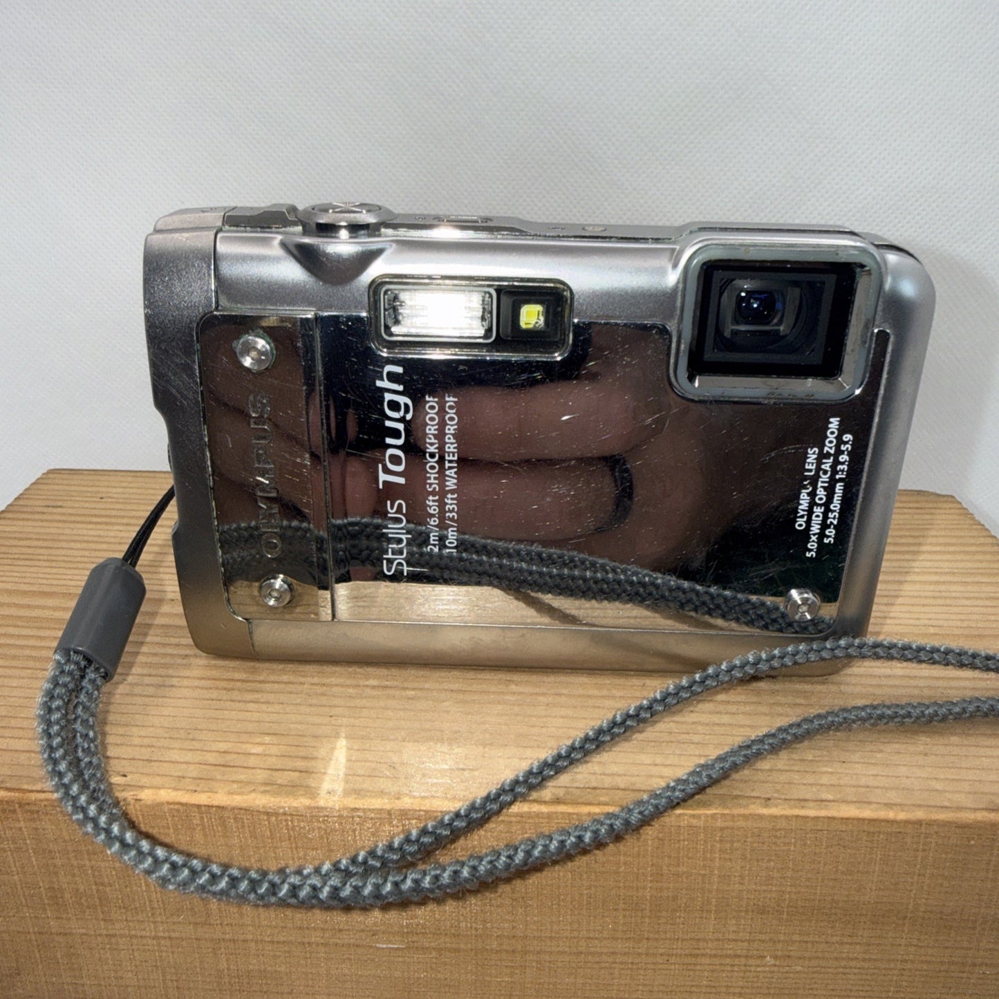 Olympus U Tough 8010 Camera Waterproof 10m 14MP Boxed Tested + Accessories 4GB