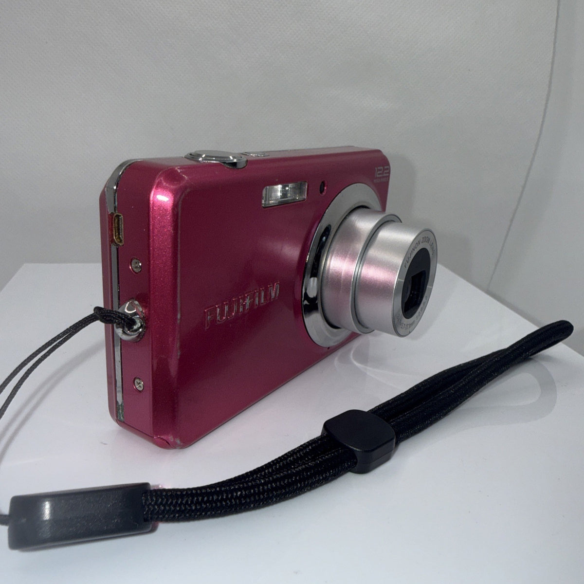 Fujifilm FinePix J30 Digital Camera 12.2 MP Pink *Tested Some Dead Pixels*
