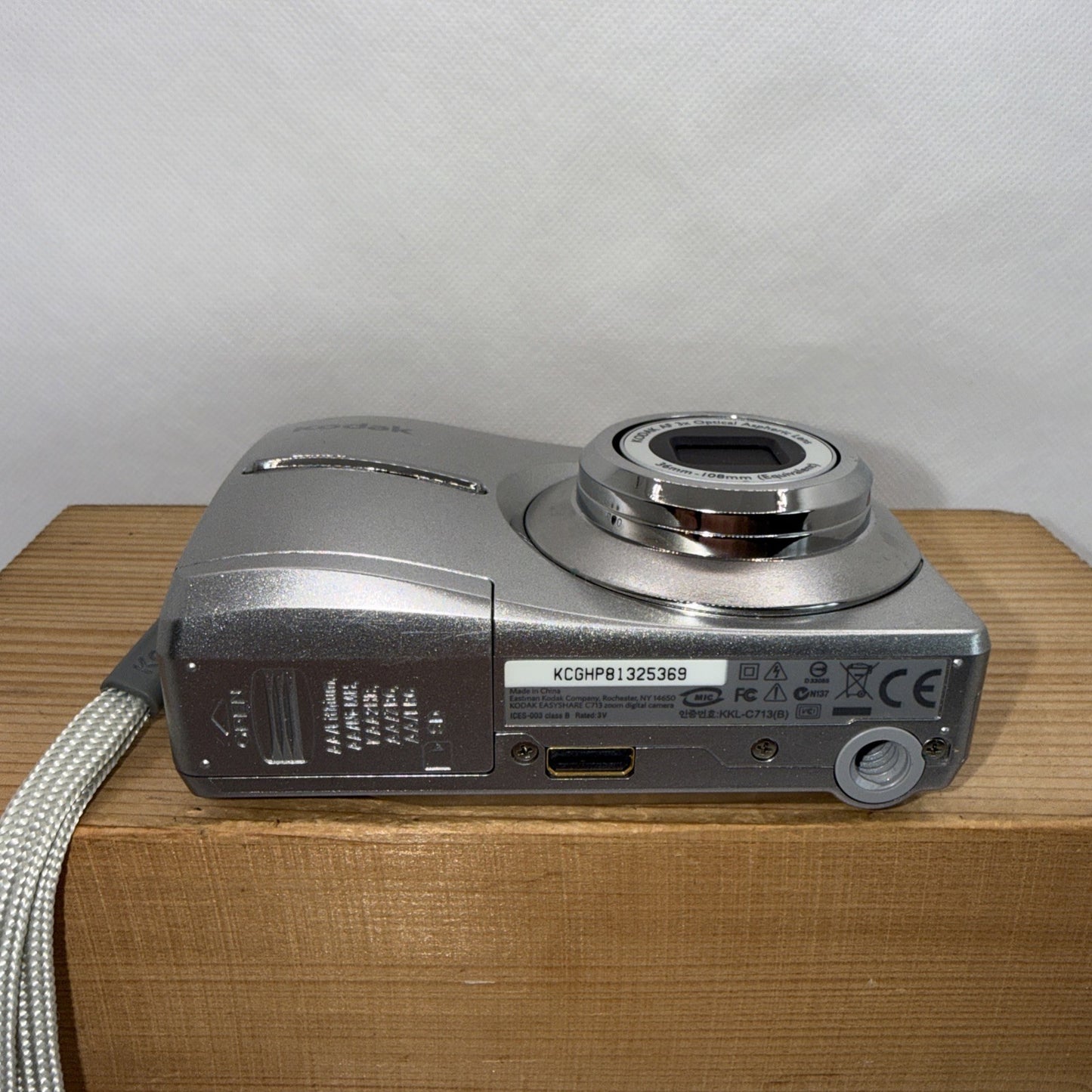 Kodak Digital Camera EasyShare C713 7.0MP Tested Working Plus 4GB SD Card VGC