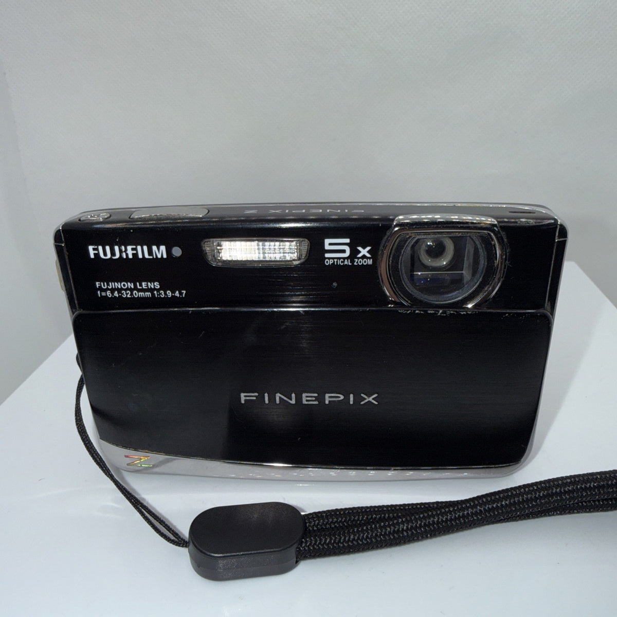 Fujifilm FinePix Z70 12.2MP Digital Camera Tested + Charger Battery 4GB SD Card