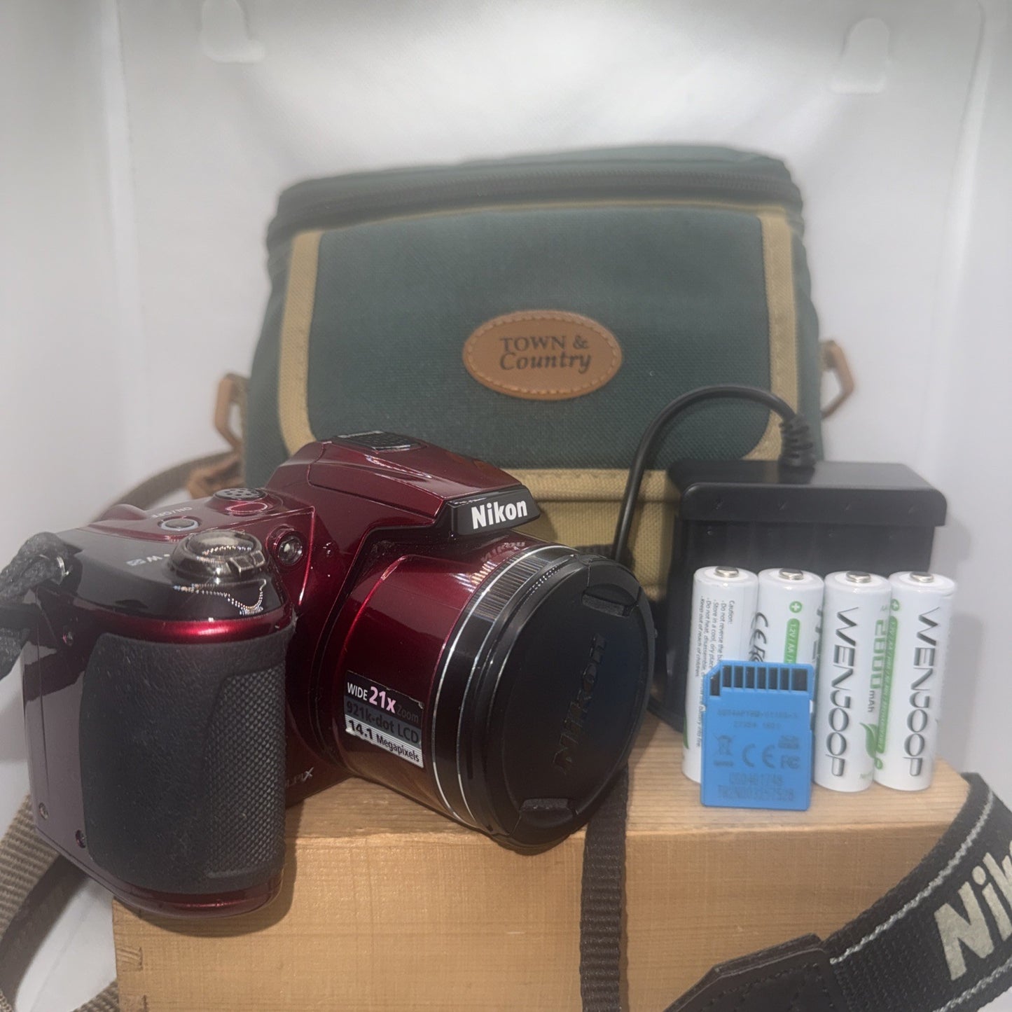 Nikon Coolpix L120 14.1MP Ruby Red Digital Bridge Camera Working + 4GB SD + Bag