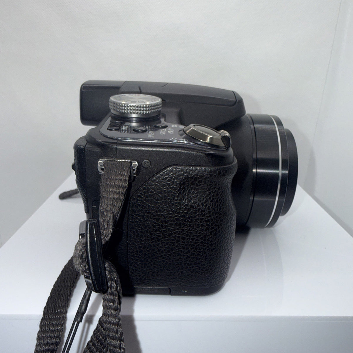 Digital Camera Panasonic Lumix DMC-FZ28 10.1MP Tested + Charger Battery 2GB SD