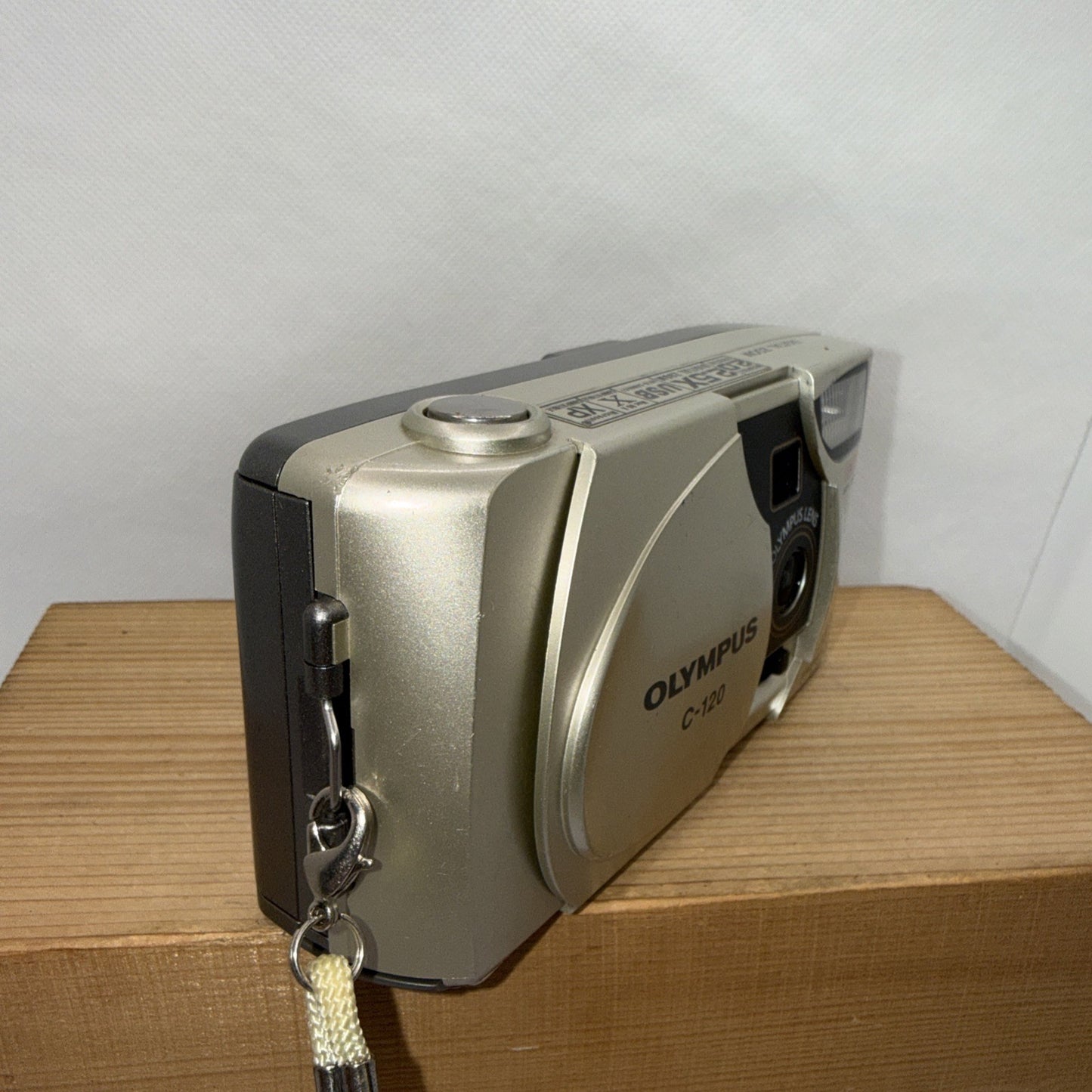 Olympus Digital Camera Camedia C-120 2.0MP Tested + Memory Card & USB - Vintage
