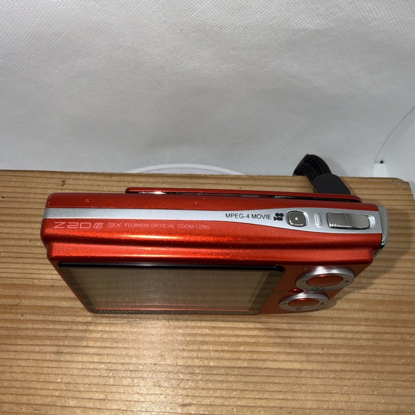 Fujifilm Finepix Z20fd 10MP Digital Camera Red Tested + Charger Battery 4GB SD