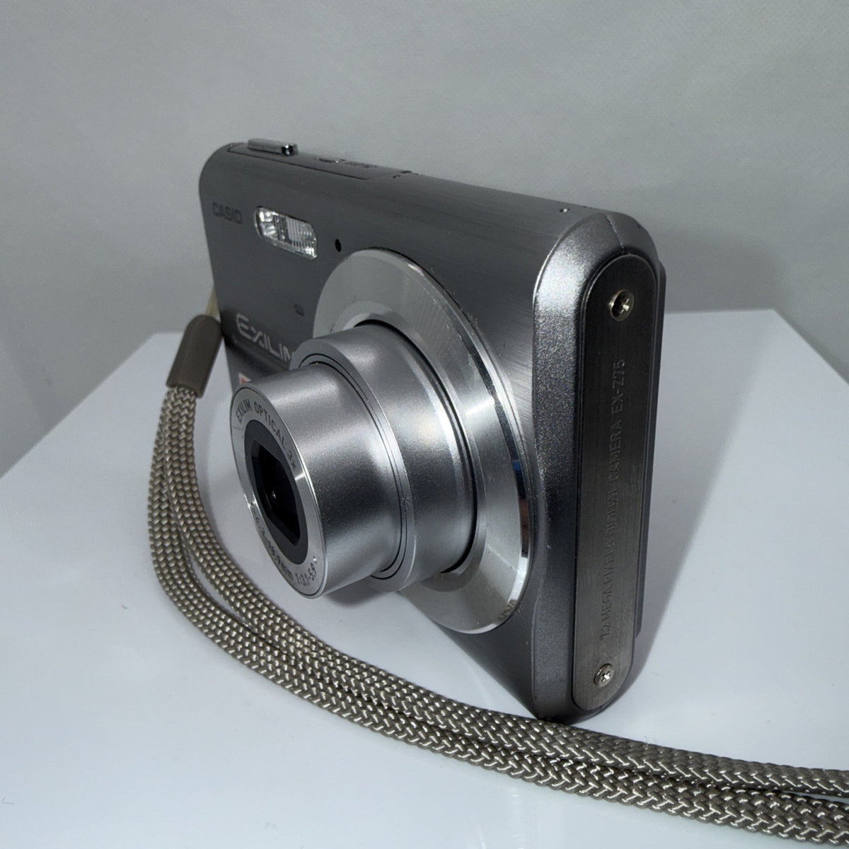 Casio Exilim EX-Z75 7.2MP Digital Camera Tested Working Full Kit Ready To Use
