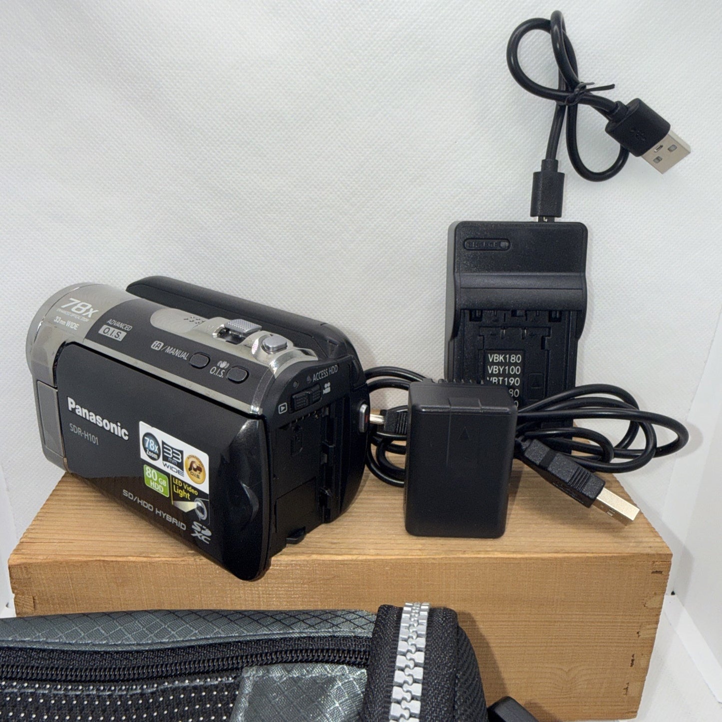 Panasonic SDR-H101 Camcorder 80GB HDD 78x Zoom Video Camera + Charger - Bundle
