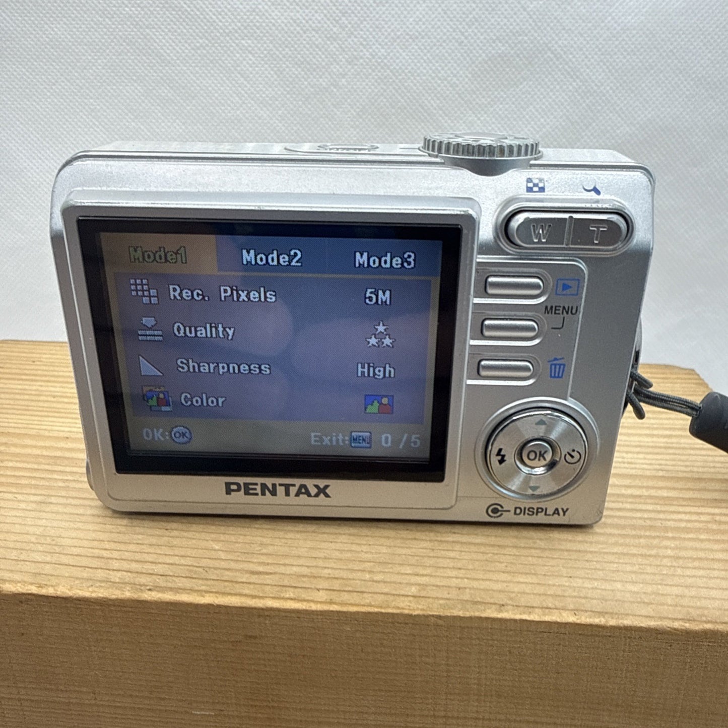 Pentax Optio 50L  5.0MP Digital Camera Tested Plus 2GB SD Memory Card
