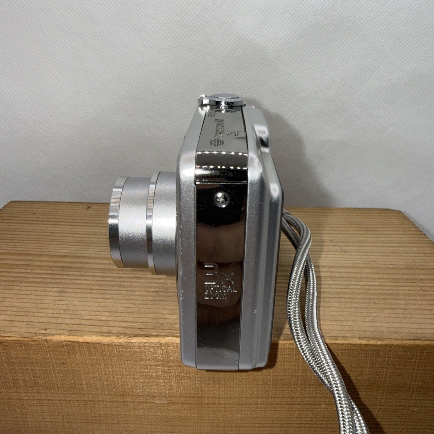 Sony Cyber-shot DSC-W70 7.2MP Digital Camera Tested + Charger Battery Memory