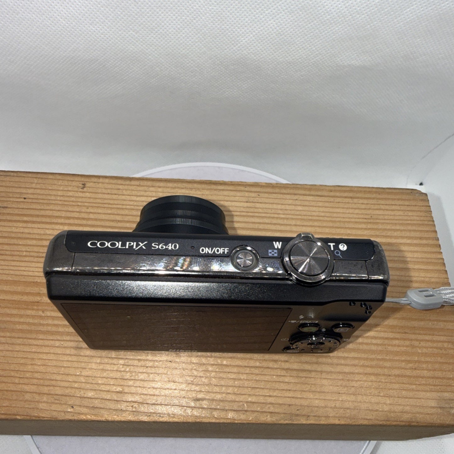 Nikon Coolpix S640 12.2MP Digital Camera Tested + Charger Battery 4GB SD Card