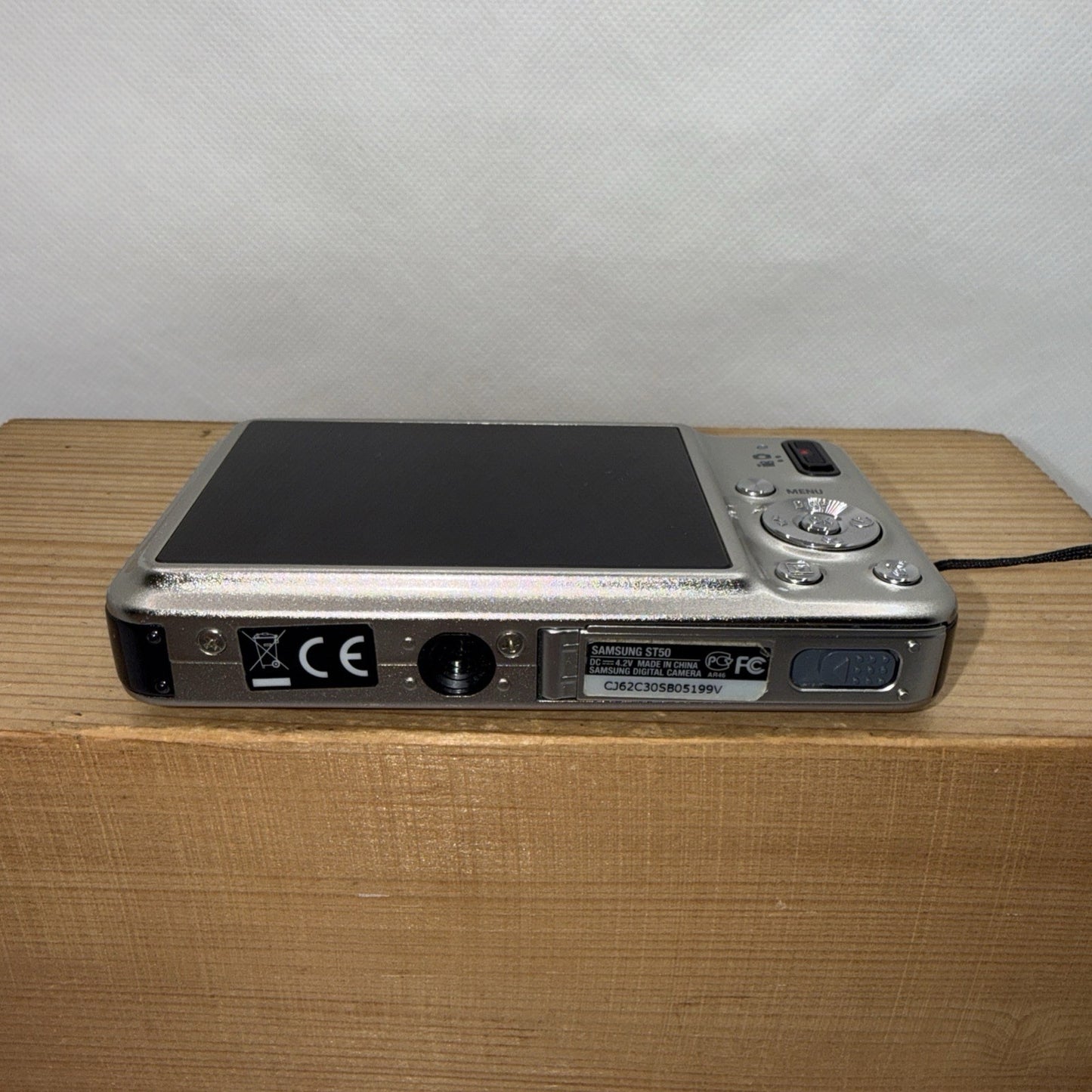 Samsung ST 50 12.2 MP Digital Camera Boxed Tested + Charger Battery 4GB SD VGC