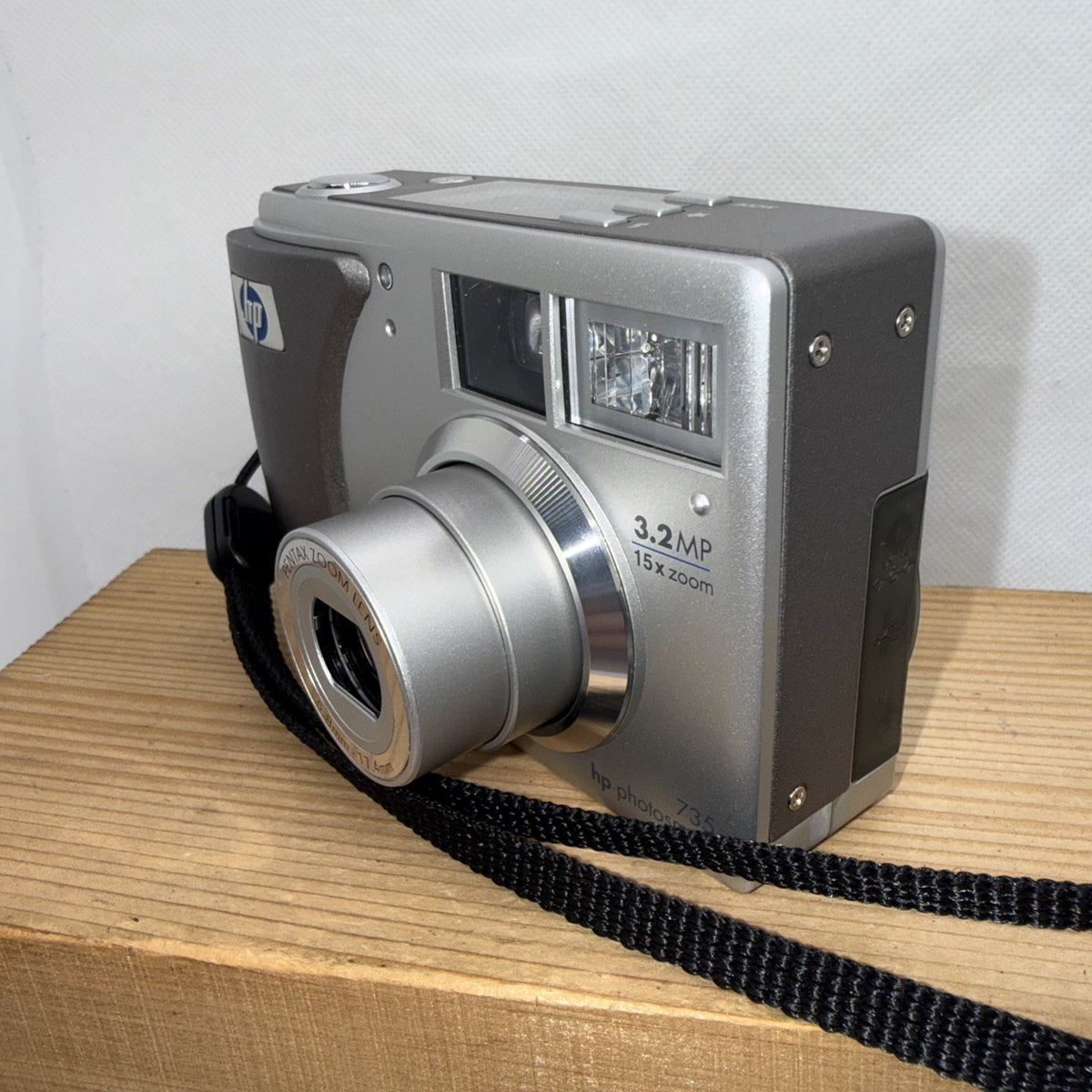 HP Digital Camera Photosmart 735 3.2MP Silver Tested Working + SD Card Retro y2k