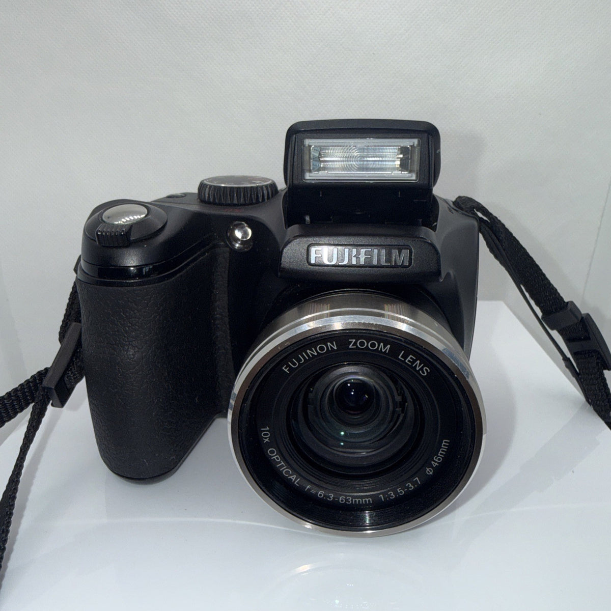Digital Bridge Camera Fujifilm FinePix S5800 8MP Tested + Charger Batteries 4GB