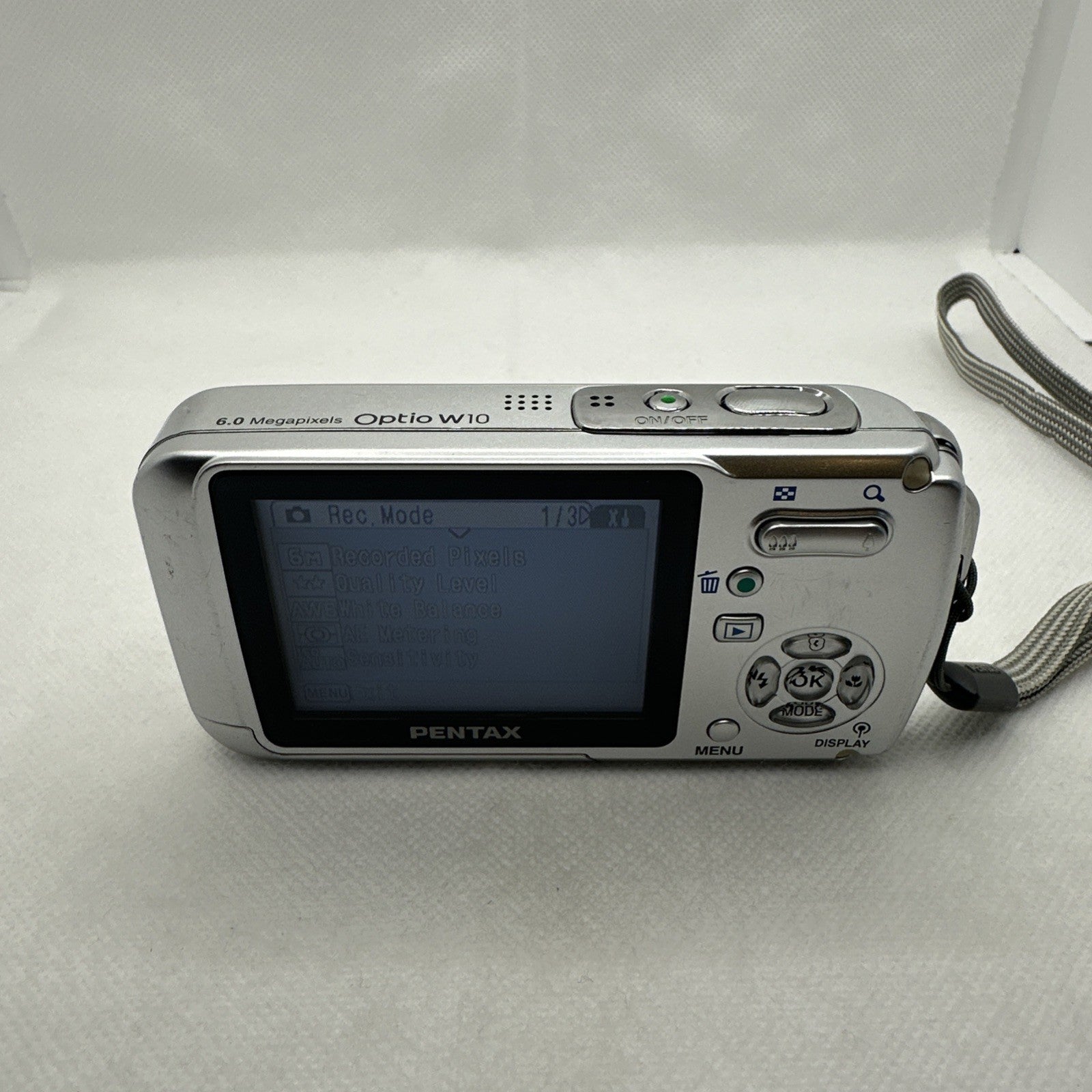 Pentax Underwater Digital Camera Optio W10 6.0MP Tested + Accessories4