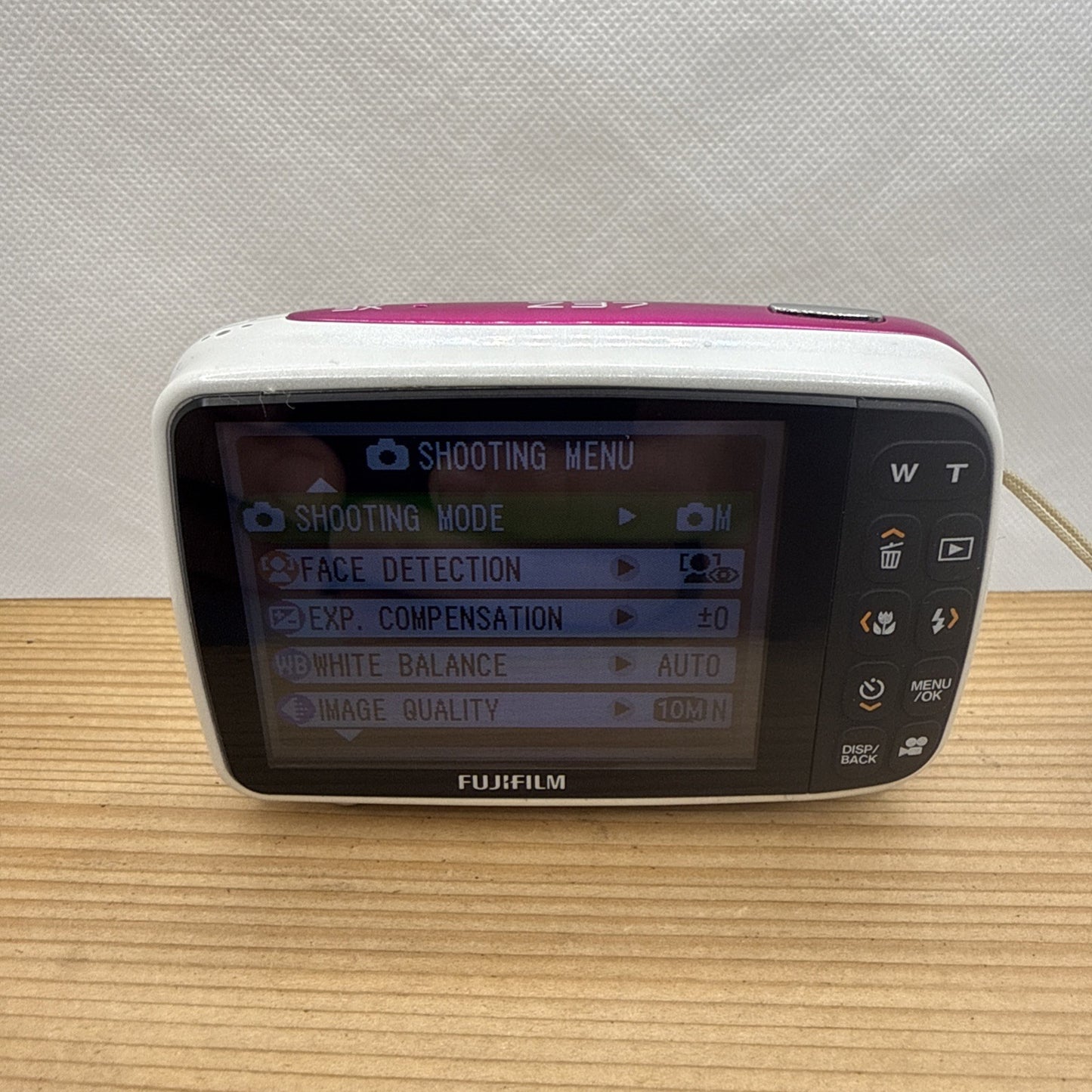 Fujifilm Digital Camera FinePix Z37 10MP Tested + Charger Battery 4GB SD Card