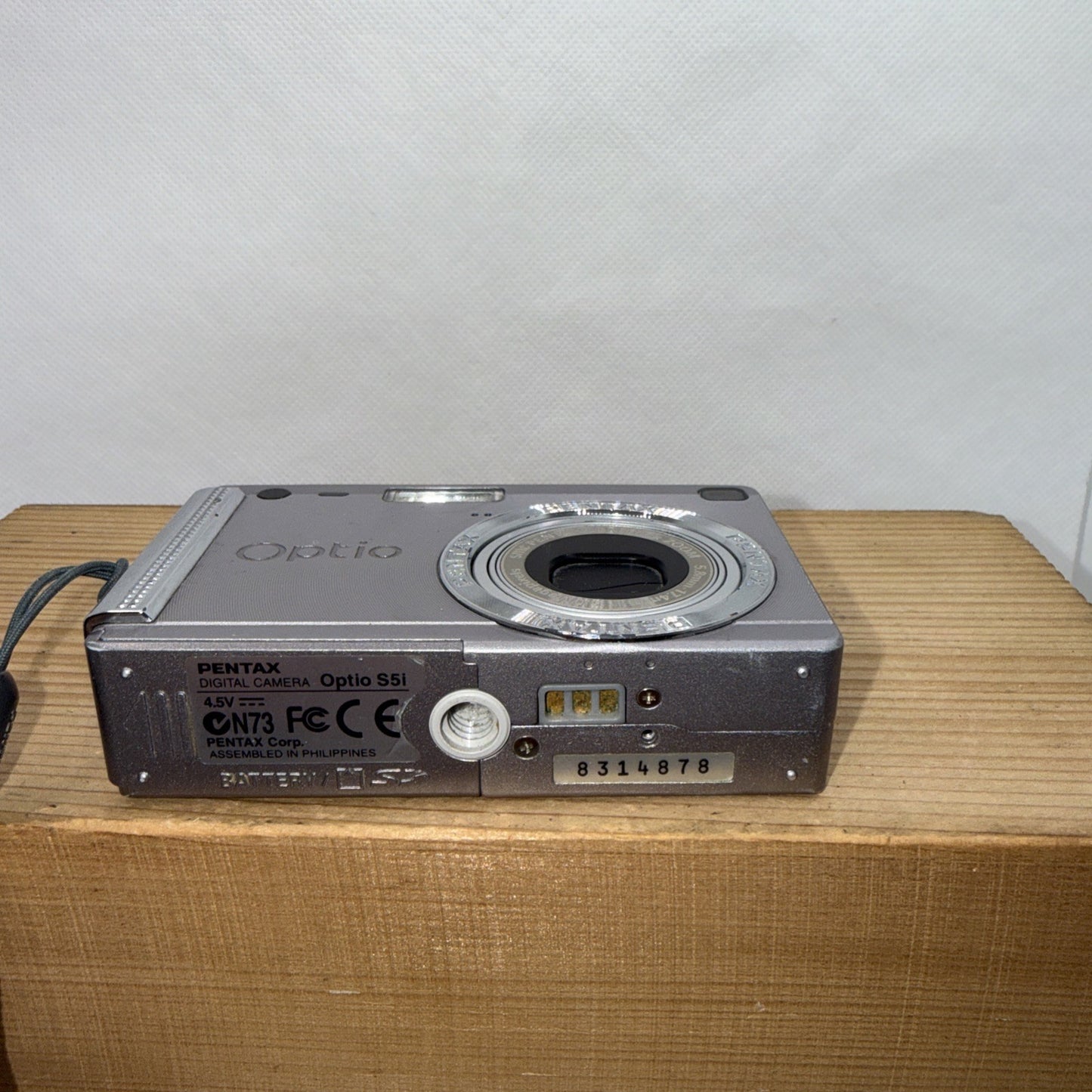 Pentax 5MP Digital Camera Optio S5i Boxed Tested + Charger Battery 1GB SD Card
