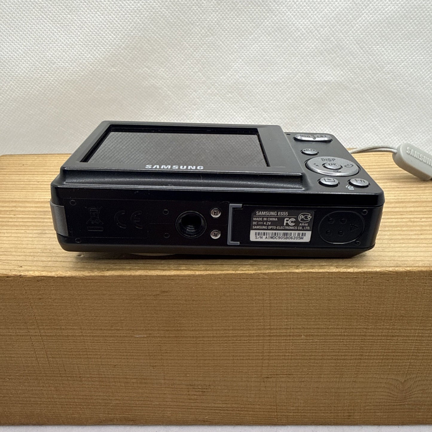 Samsung Digital Camera PL50 10.2MP Tested Plus Charger Battery 4GB SD Case VGC