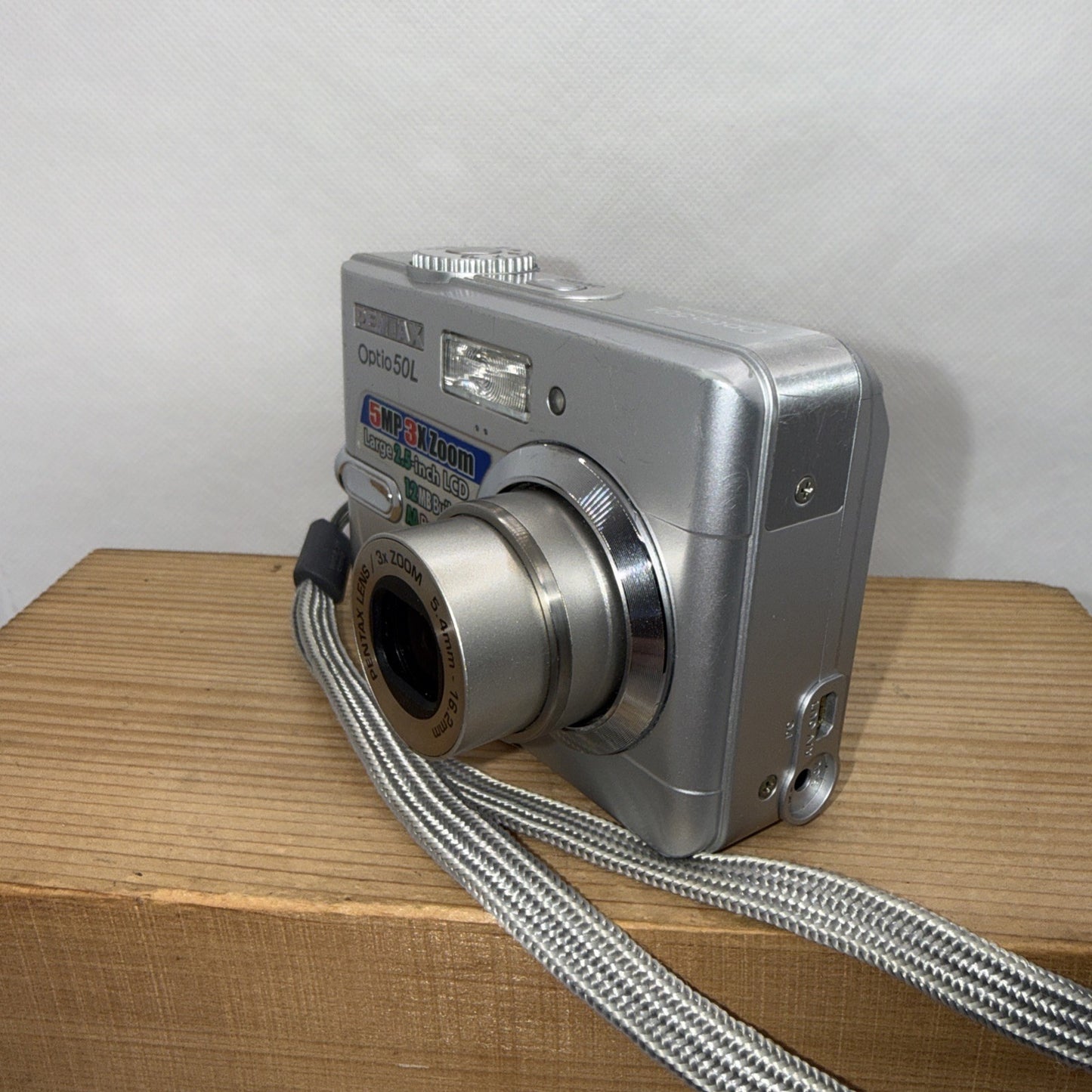 Pentax Optio 50L  5.0MP Digital Camera Tested Plus 2GB SD Memory Card