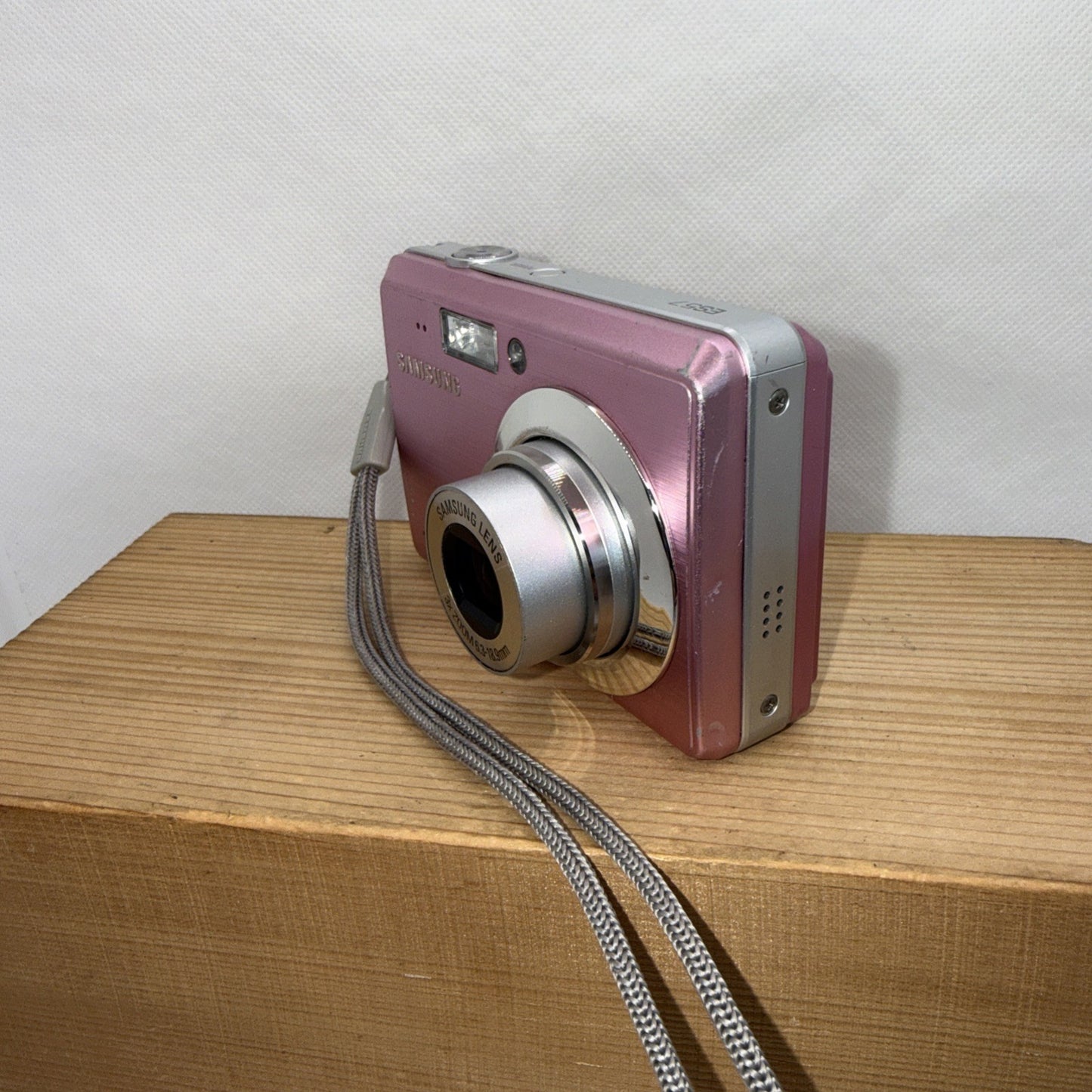 Samsung ES57 Pink 10.2MP Digital Camera Tested + Charger Battery 4GB SD & Case