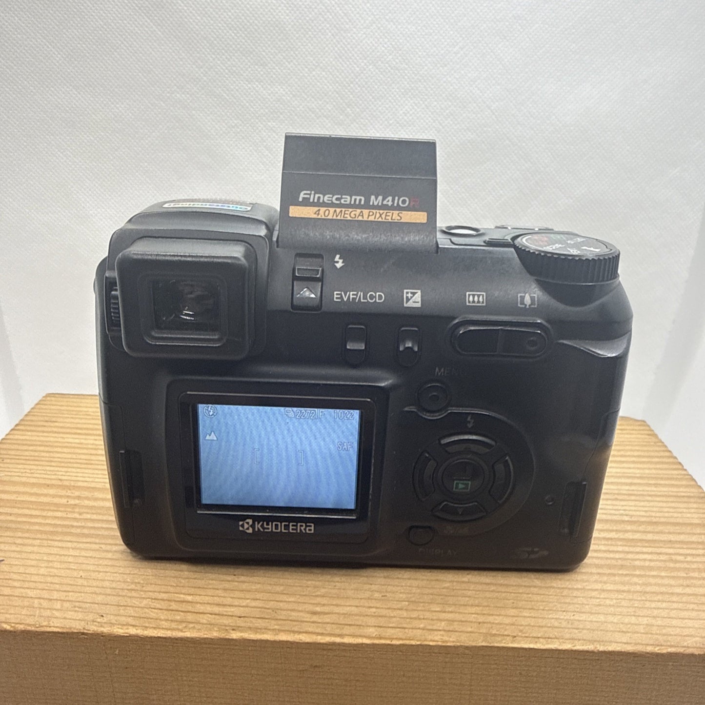 Kyocera Finecam M410R 4MP Digital Camera Tested Plus Memory 2GB SD USB Cable