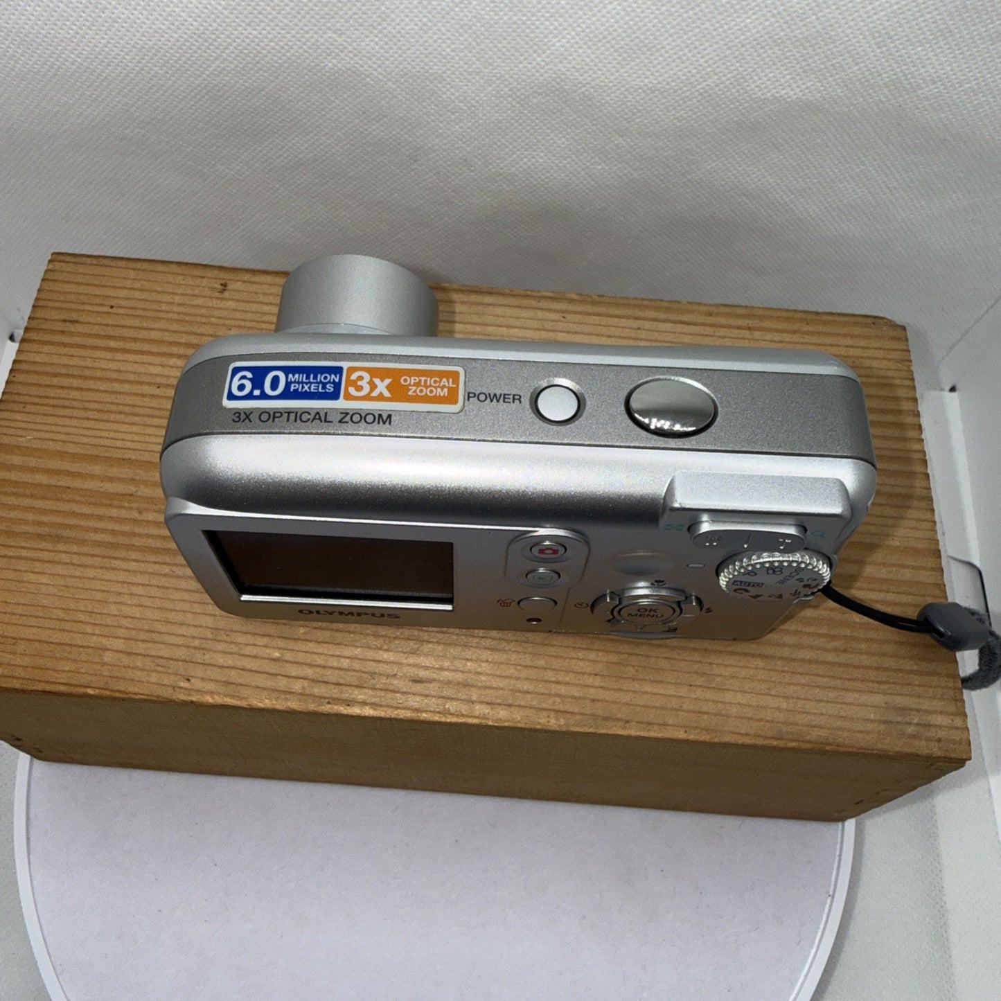 Olympus FE-120 Digital Camera 6MP Tested Working + 256MB XD Memory Card VGC
