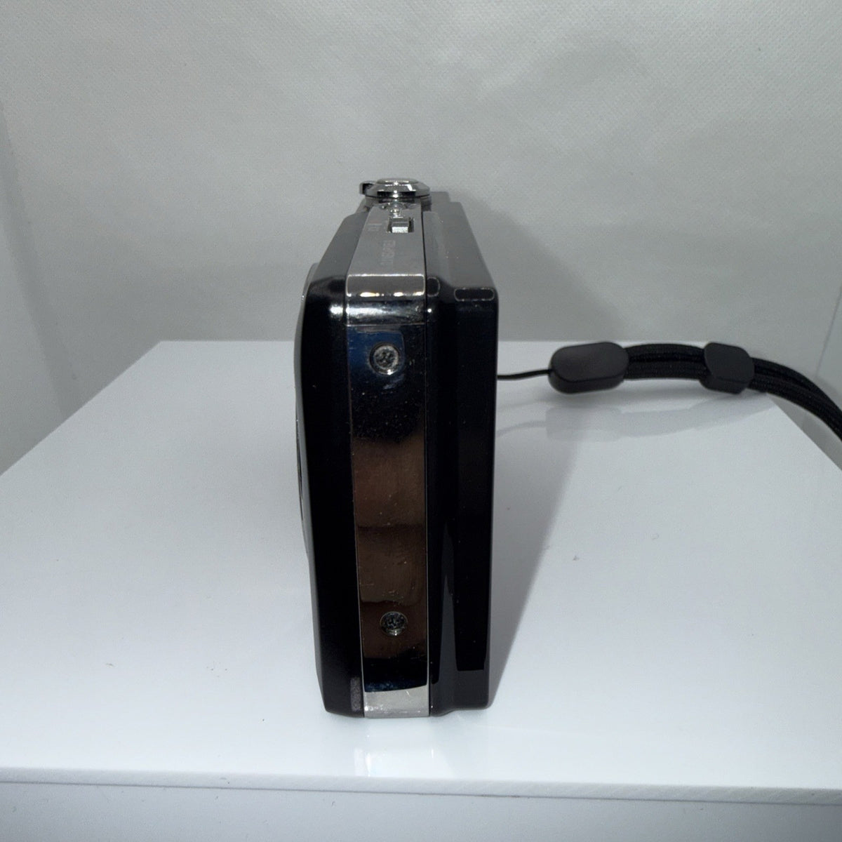 Digital Camera Hitachi HDC-1296E 12.1MP Black Tested Full Working Set