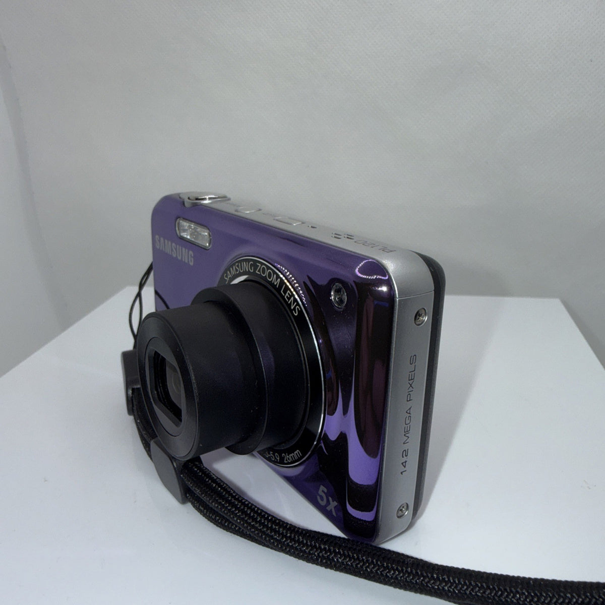 Samsung PL120 Digital Camera 14.2MP Purple Tested Working + Charger Battery 4GB