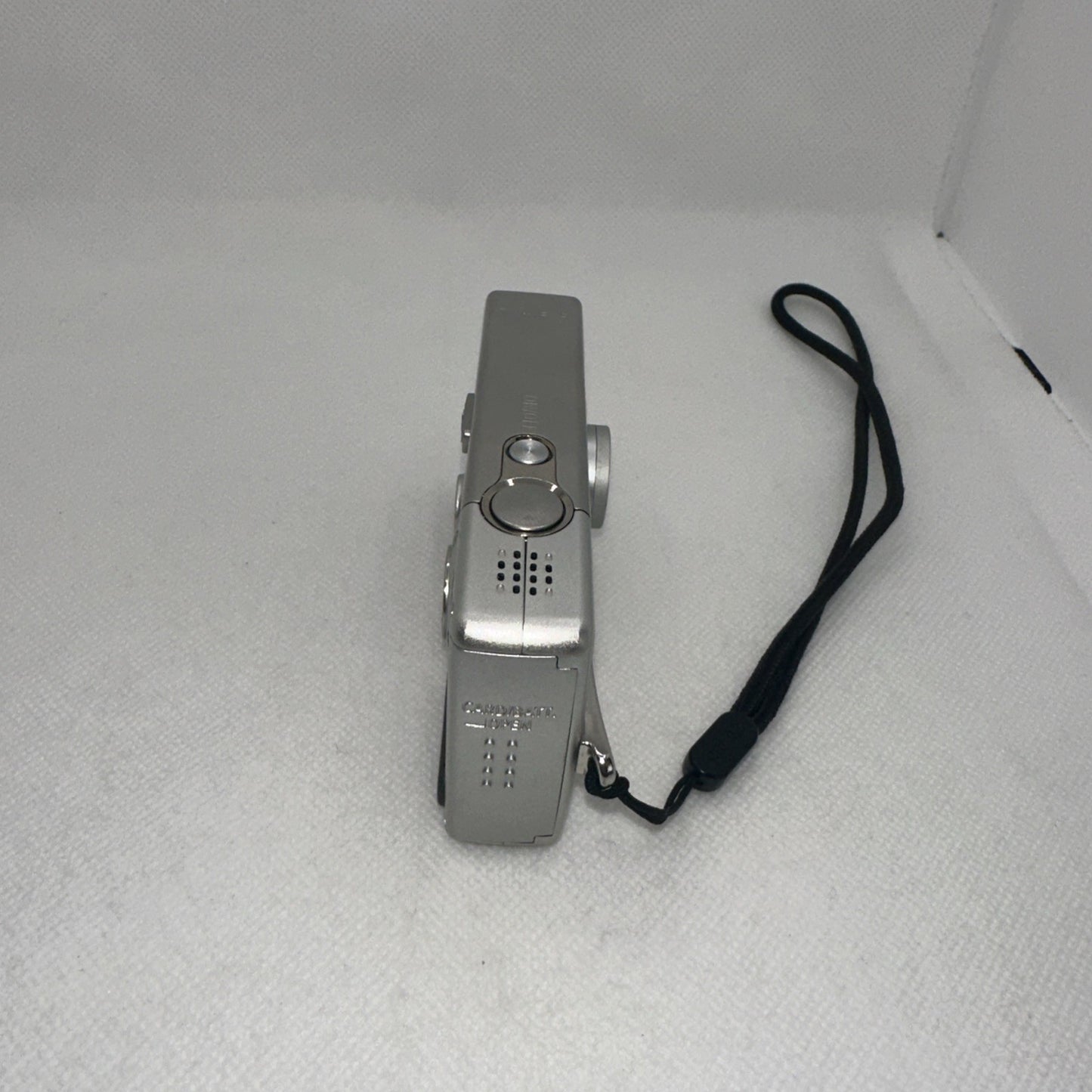 Canon PC1060 IXUS i 4MP Compact Digital Camera Charger Battery Memory6