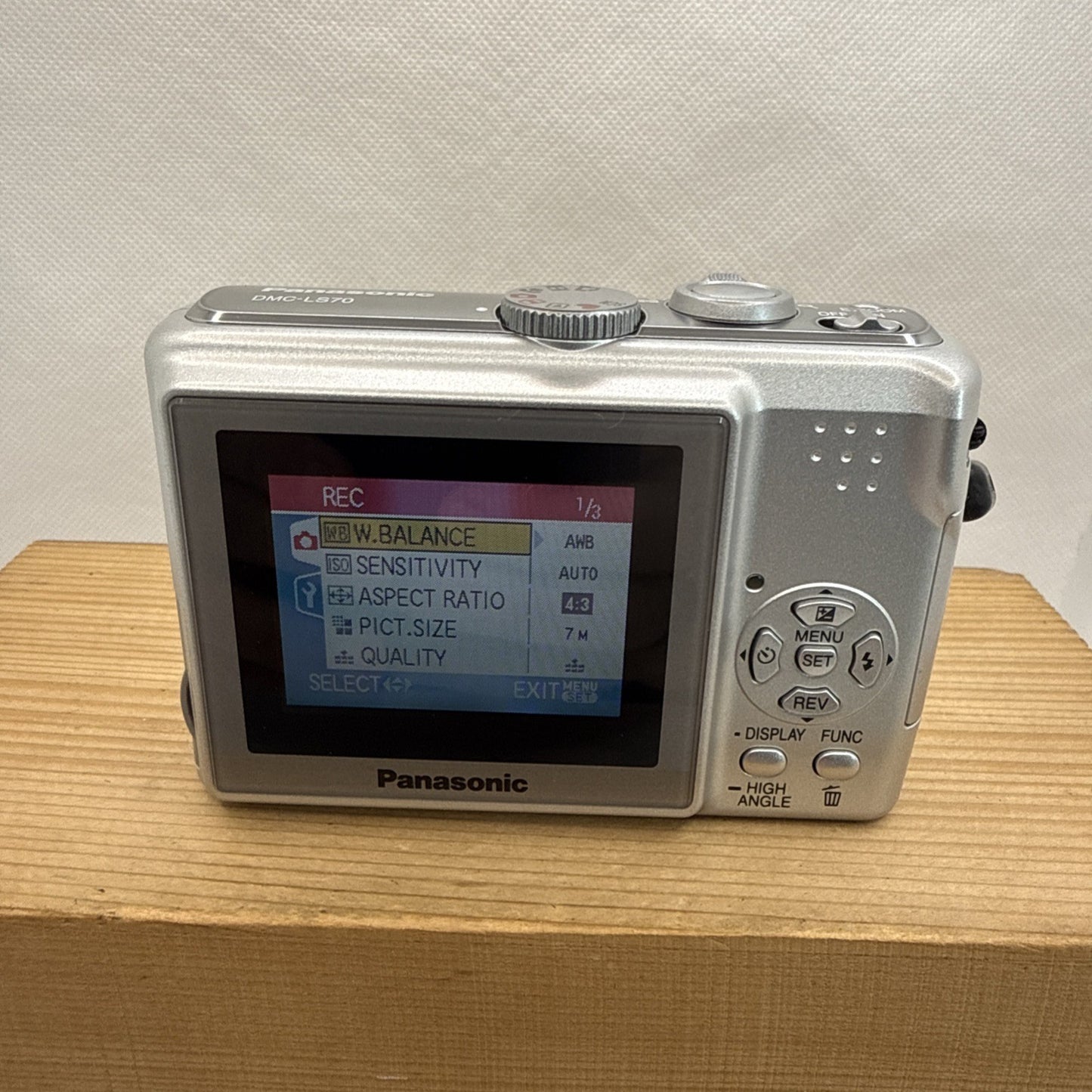 Panasonic Digital Camera Lumix DMC-LS70 7.2MP Tested Working + 2GB SD Card VGC
