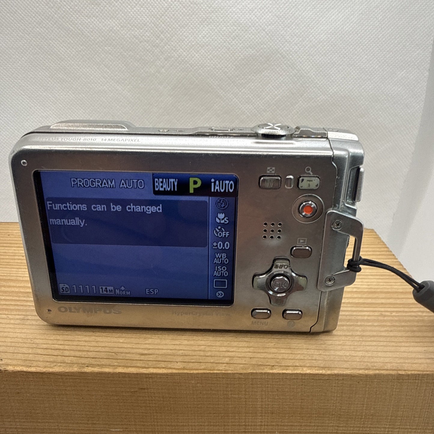 Olympus U Tough 8010 Camera Waterproof 10m 14MP Boxed Tested + Accessories 4GB