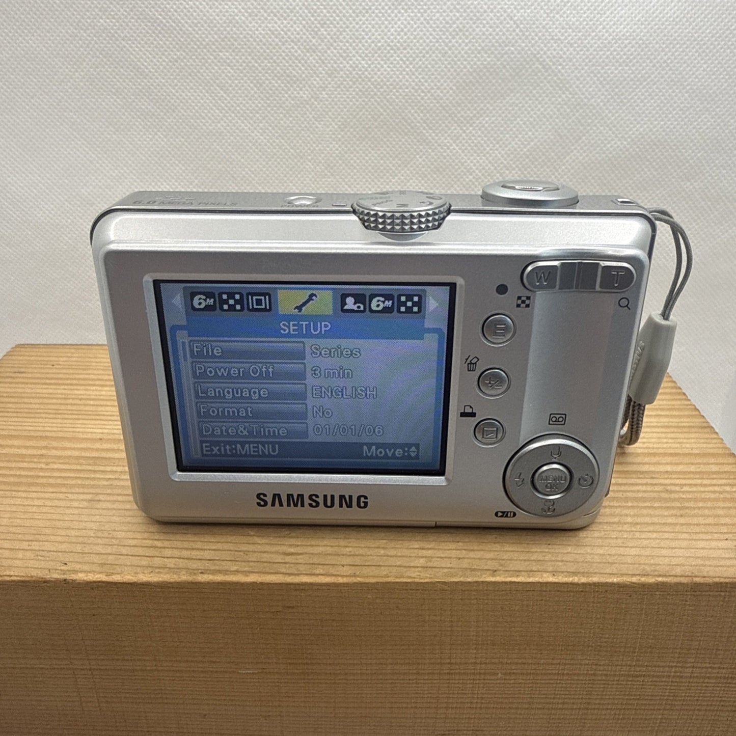 Samsung Digimax S600 Digital Camera 6MP Tested Working Plus 2GB SD Card