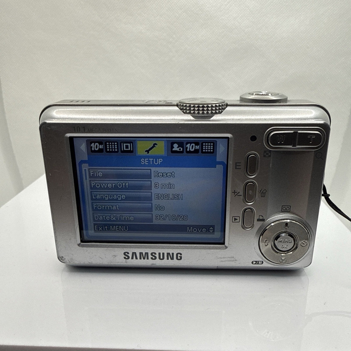 Samsung Digimax D103 10.1MP Digital Camera Tested + Charger Batteries 2GB SD