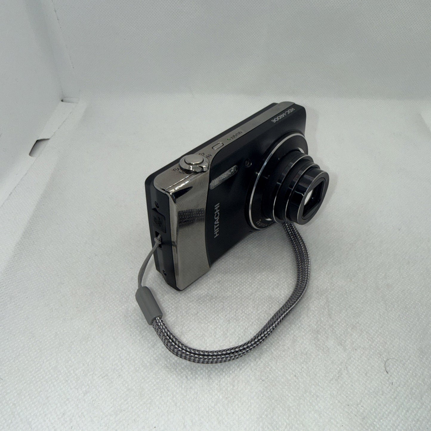 Y2K Digicam Hitachi Digital Camera HDC-14100E 14.1MP Tested + Charger Battery SD1
