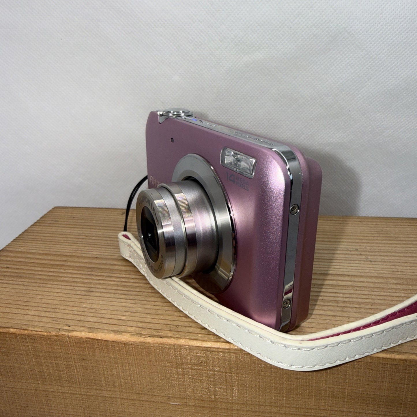 Fujifilm JV160 14MP Digital Camera Pink Tested + Charger Battery Case 4GB SD VGC
