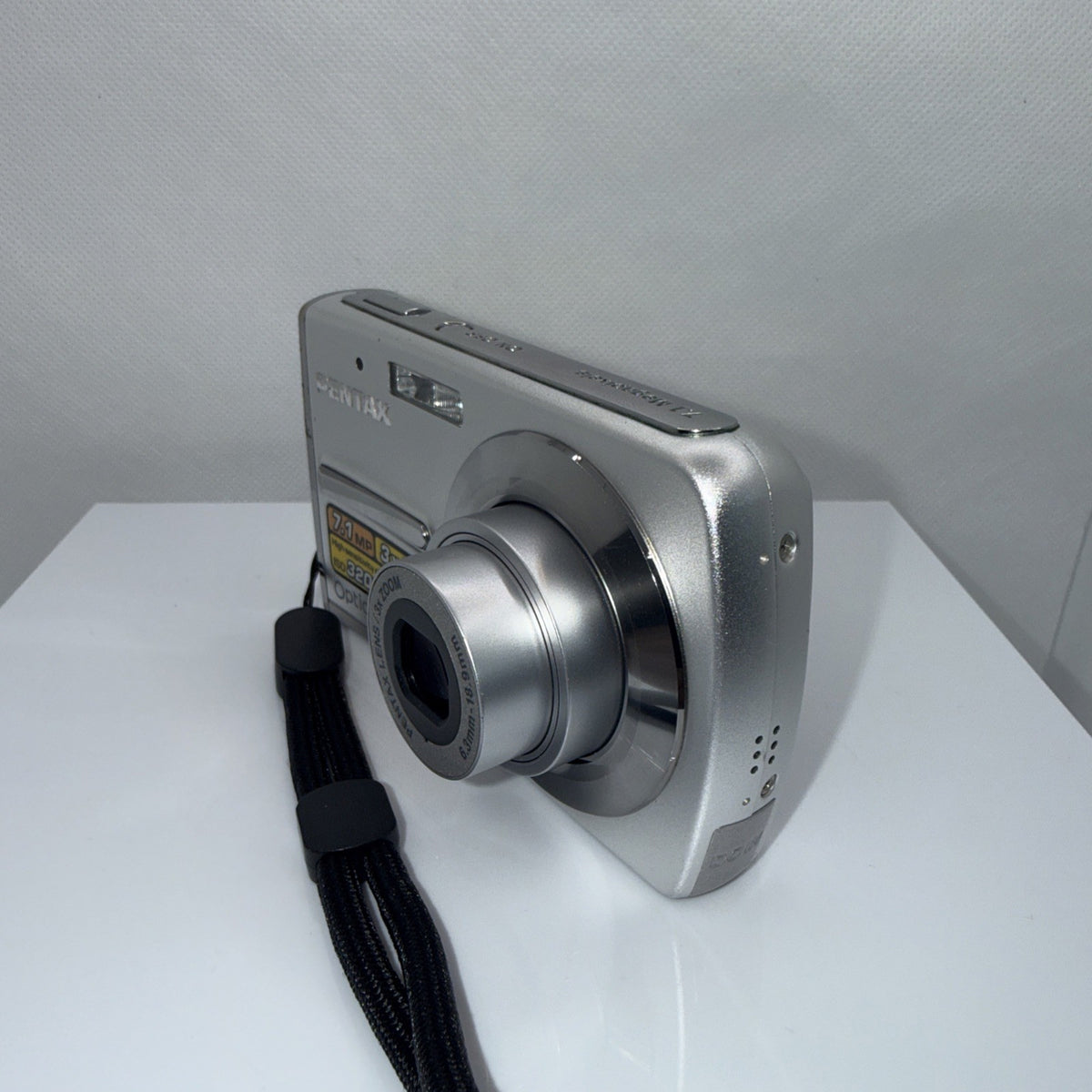 Digital Camera Pentax Optio L30 7.1MP Tested Boxed + Charger Battery 4GB