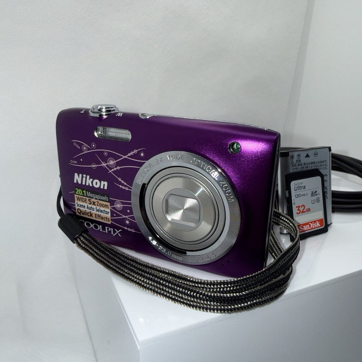 Nikon Coolpix S2800 20.1MP Purple Digital Camera Working + Charger Battery 32GB