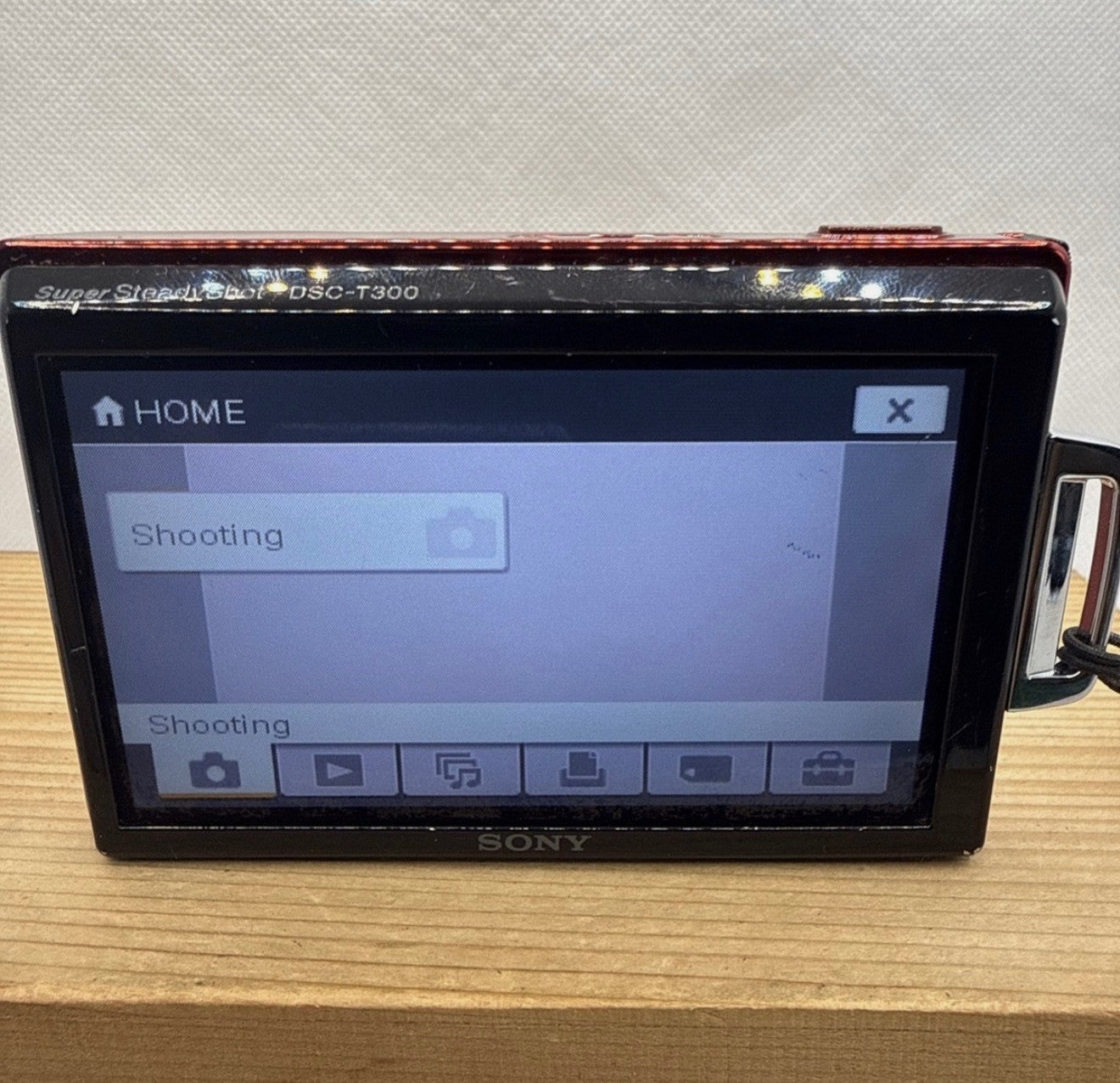 Sony Cyber-shot DSC-T300 10.1MP Digital Camera Working + Charger Battery Memory