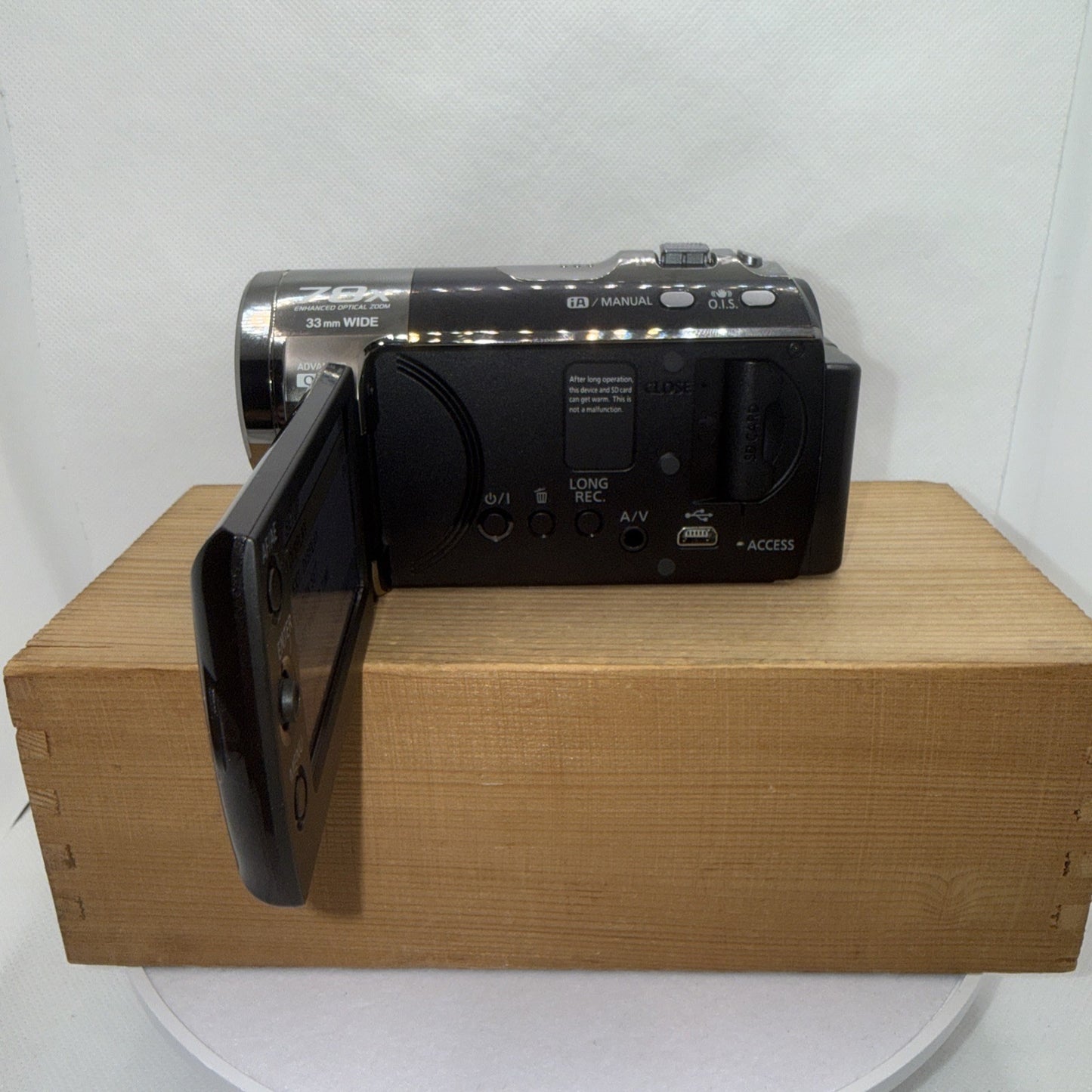 Panasonic SDR-S50 SD Camcorder Video Camera 78x Zoom LCD Screen Tested Working