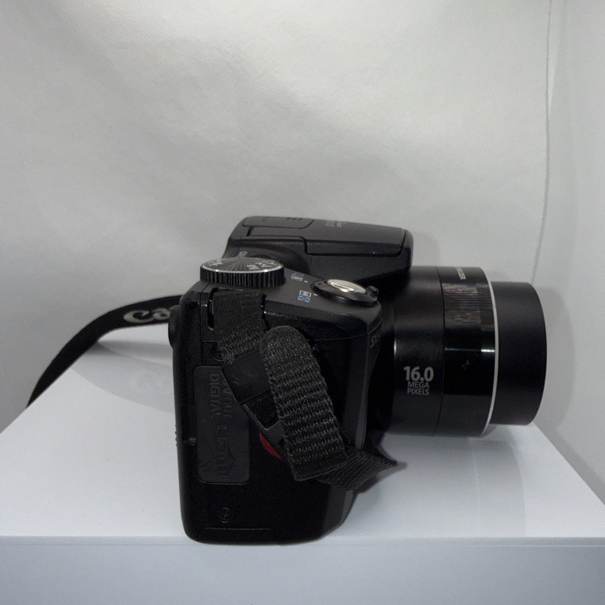 Canon PowerShot SX500 IS 16MP Digital Camera Tested *Trim Missing - Working